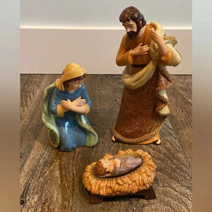 Partylite |  Nativity Scene